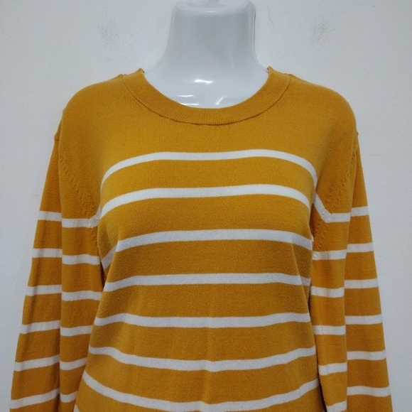 Gap - Striped Mustard Yellow Crewneck Sweater - Picture 3 of 16